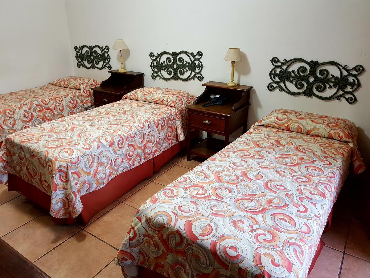 Casa Do Manequinho Hotel E Restaurante Piraí Extérieur photo